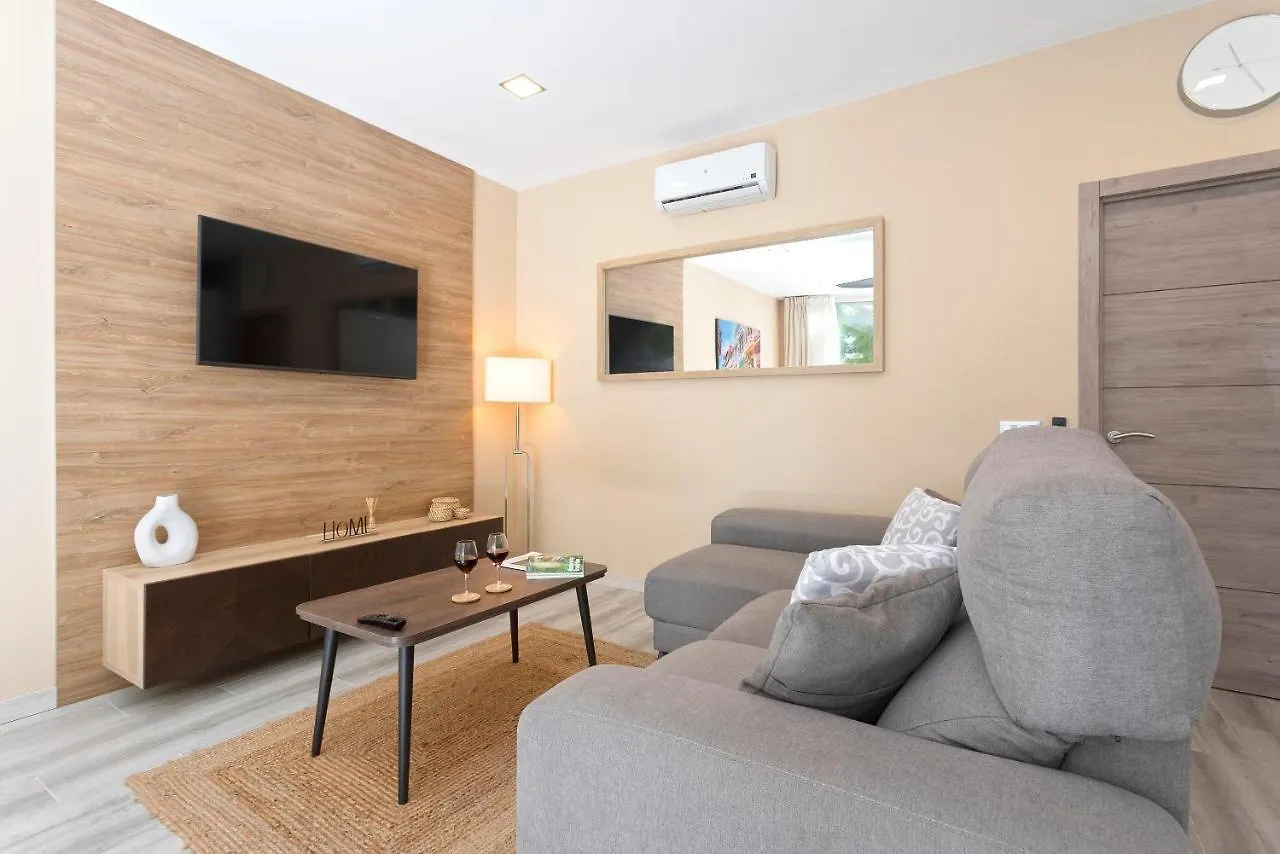 Coqueto Apartamento Junto A La Playa By Rent Me Torremolinos Apartment