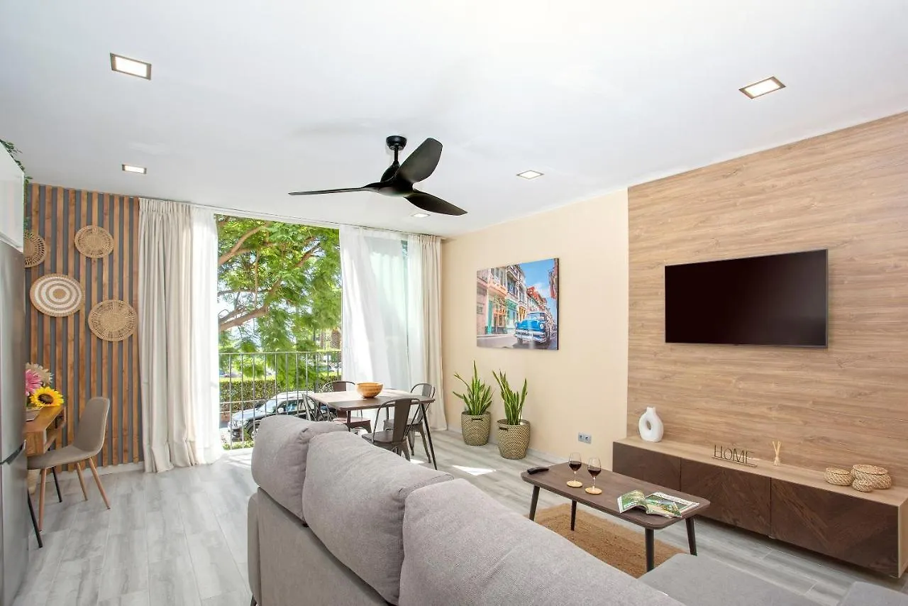 Coqueto Apartamento Junto A La Playa By Rent Me Torremolinos 0*,  Spain